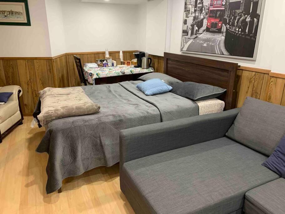 Big Oasis Studio Near Airport Yyz Otel Toronto Dış mekan fotoğraf